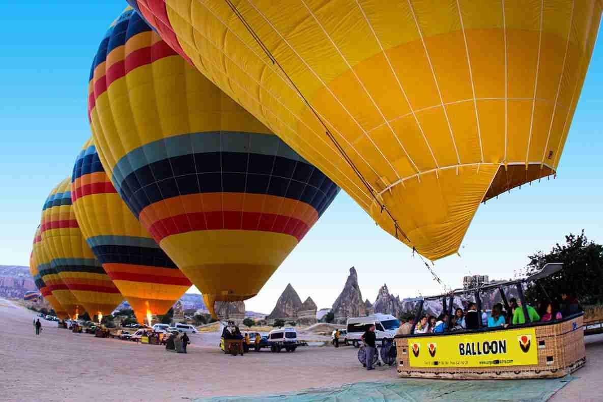 Hot air balloon,balloon tours,balloon tour ride,cappadocia,balloon ride booking,balloon ride