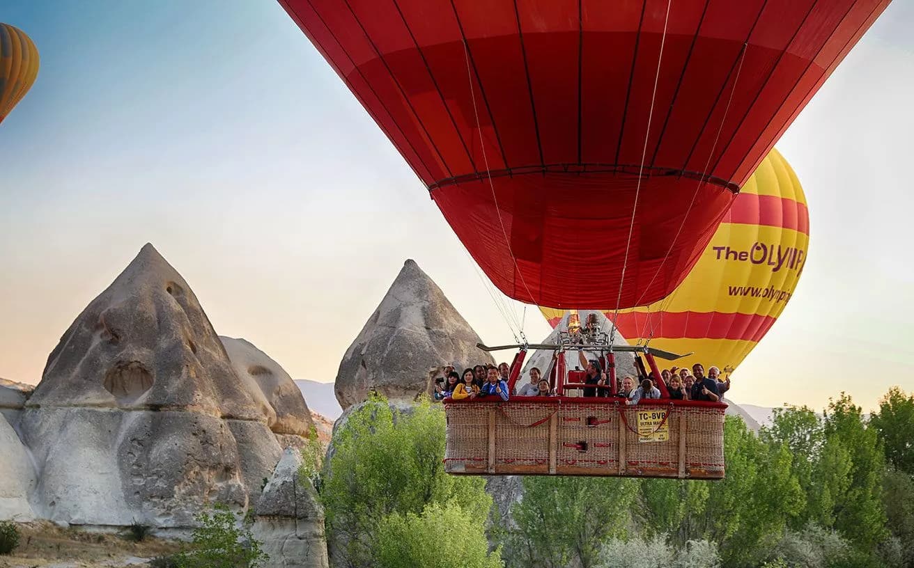 Hot air Balloon tours 4 Hot air balloon,balloon tours,balloon tour ride,cappadocia,balloon ride booking,balloon ride