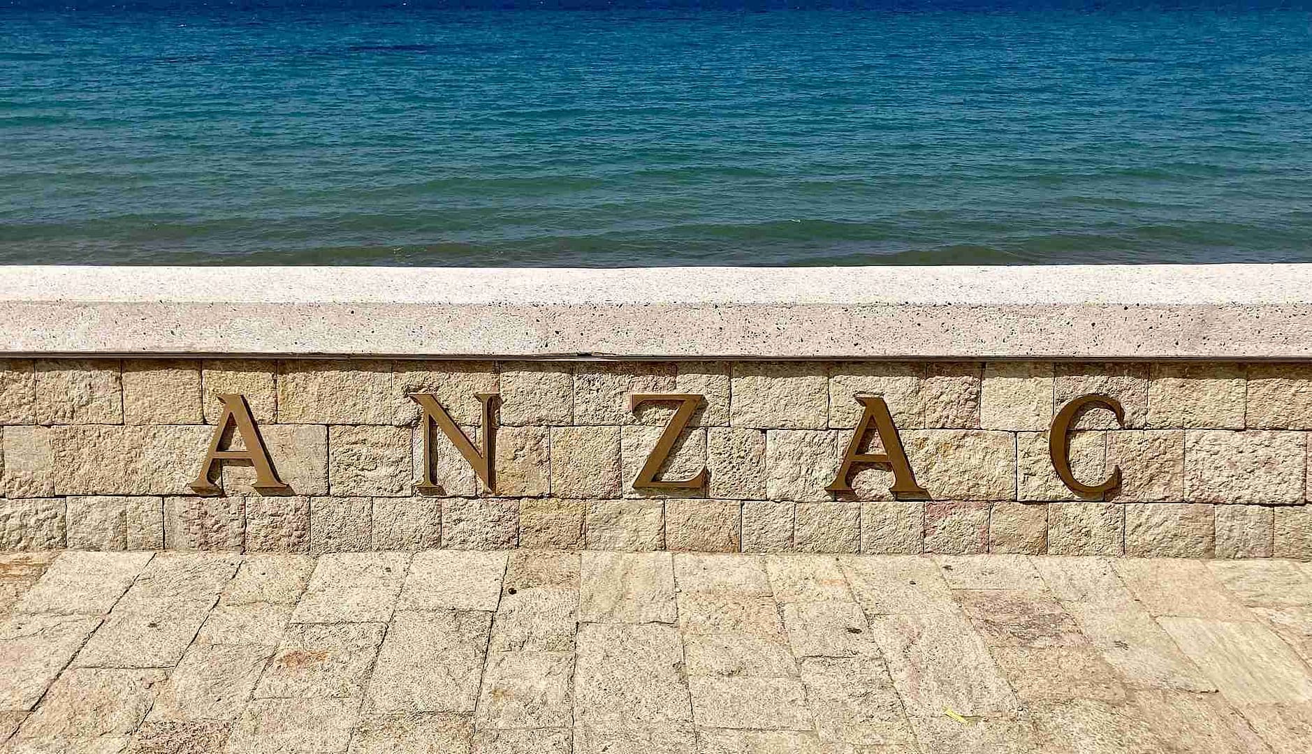 anzac day tours,gallipoli peninsula,anzac ceremonies gallipoli