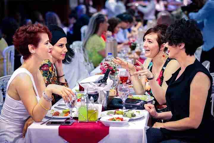 Highlights of the New Year's Eve Dinner Cruise by Turna Tour Cruise 4 Turna Tour